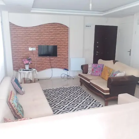 Muhteşem Tripleks Villa Dikili