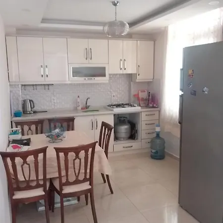 Muhteşem Tripleks Villa Dikili